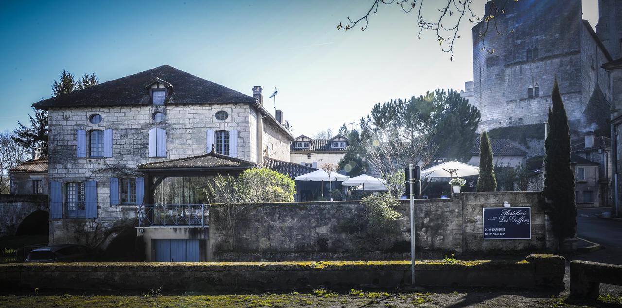 Hostellerie Les Griffons Bourdeilles Exterior photo